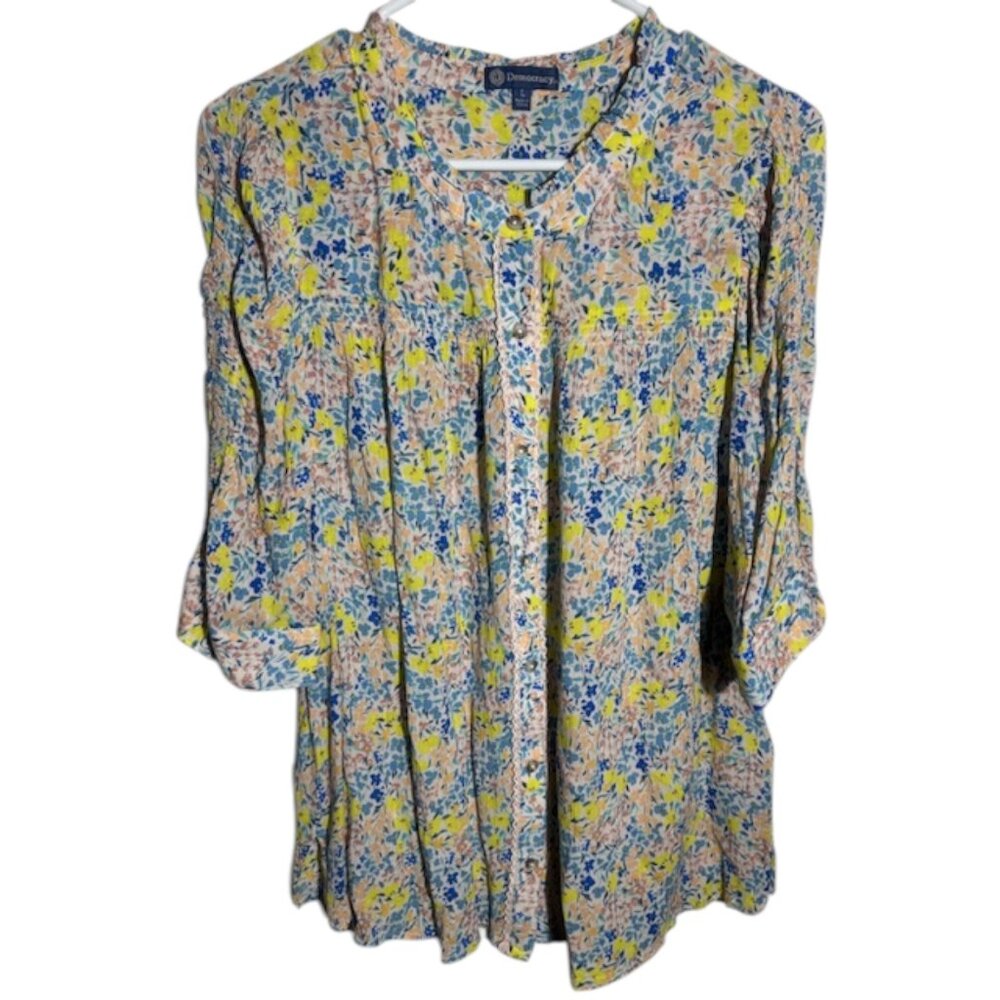 Democracy floral‎ rayon 3/4 sleeve blouse, size large